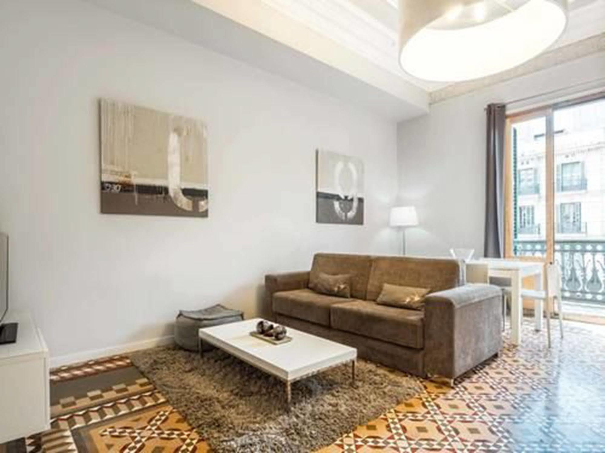 Rent Top Apartments Near Plaza De Catalunya Βαρκελώνη Εξωτερικό φωτογραφία