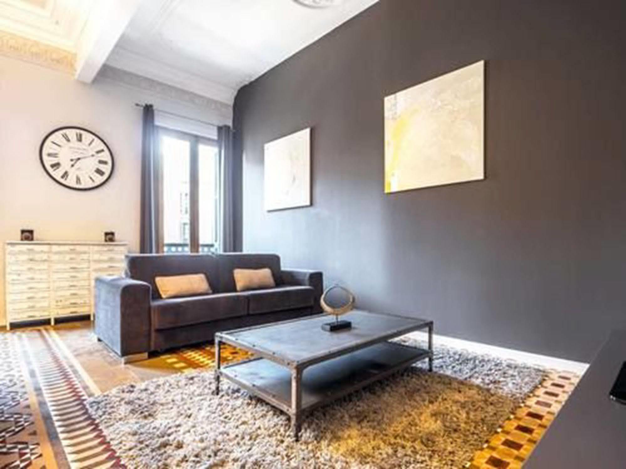 Rent Top Apartments Near Plaza De Catalunya Βαρκελώνη Εξωτερικό φωτογραφία